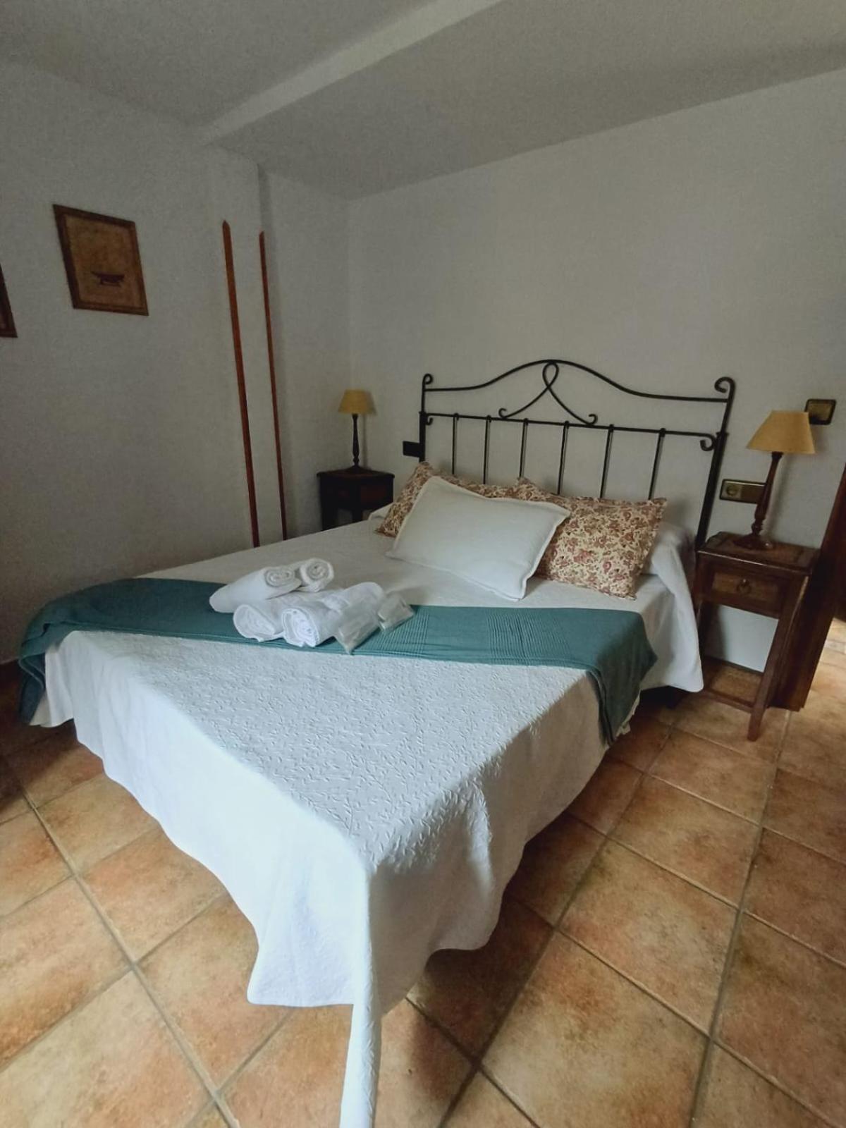 El Portal Del Abuelo Apartment Arenas De Cabrales Ngoại thất bức ảnh